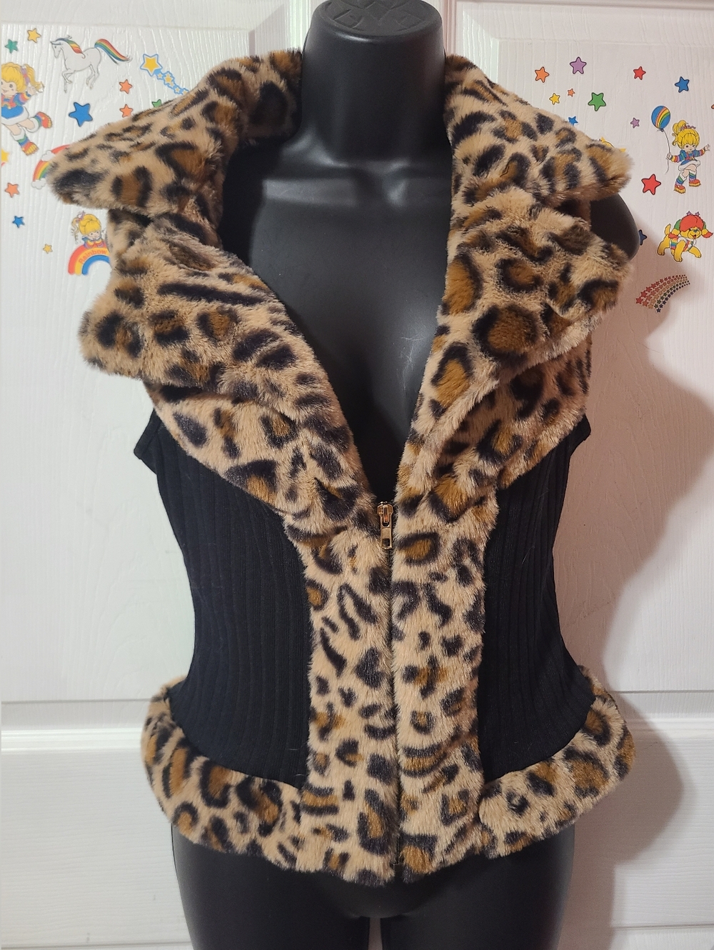 Faux Fur Leopard Trim Ribbed Vest Jacket - Black / Leopard